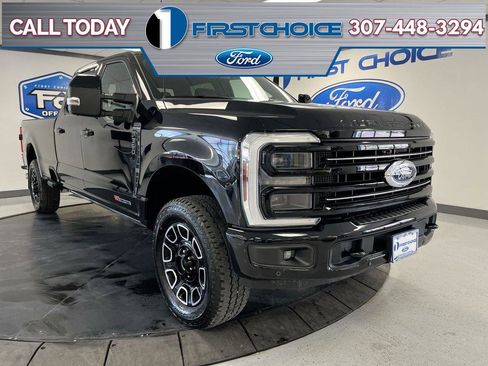 Used 2025 Ford F350 Platinum AWD/4WD image 1