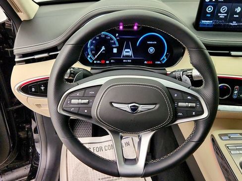 Used 2025 Genesis GV70 3.5T Sport w/ Sport Prestige Package AWD/4WD image 14