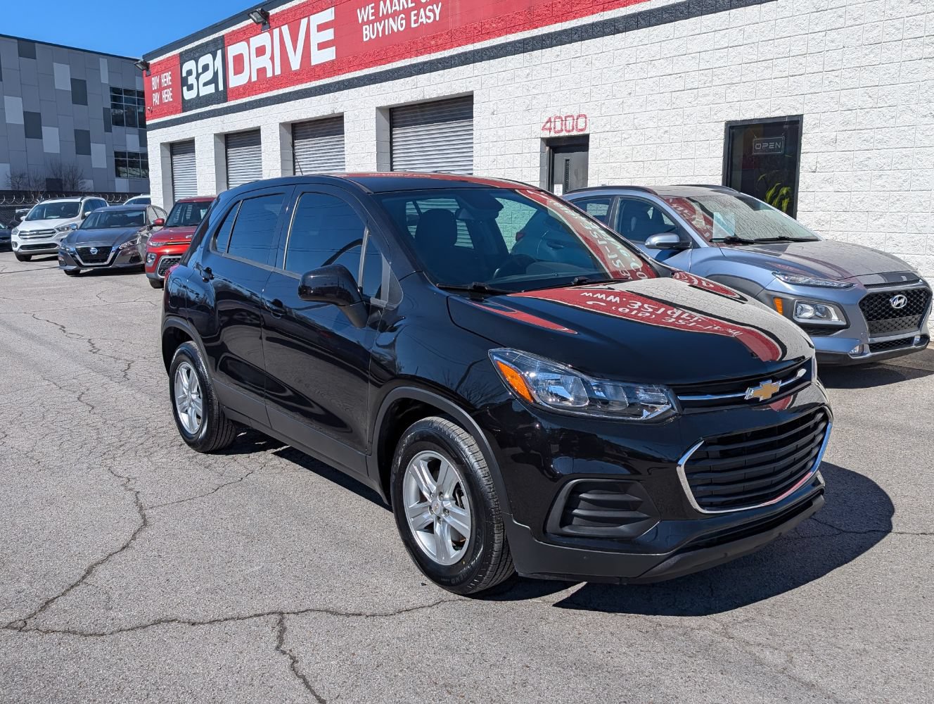 Used 2020 Chevrolet Trax LS FWD image 4