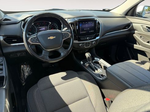 Used 2020 Chevrolet Traverse LT w/ Driver Confidence II Package image 15