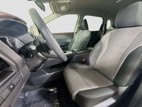 Used 2023 Nissan Rogue SV image 22