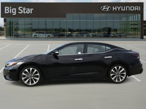 Used 2023 Nissan Maxima Platinum w/ Sport Mat Group image 2