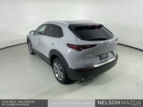 Certified 2025 MAZDA CX-30 AWD 2.5 S w/ Preferred Package image 8