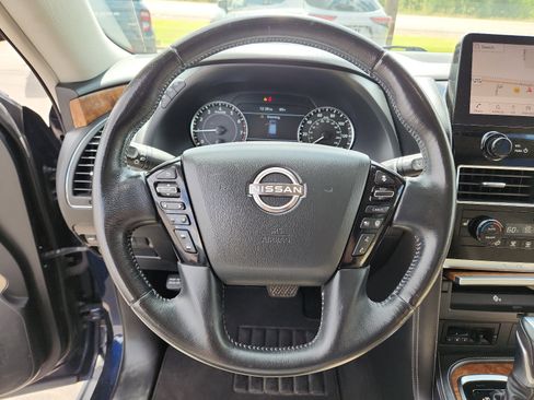 Used 2023 Nissan Armada SL w/ Captain's Chairs Package image 17