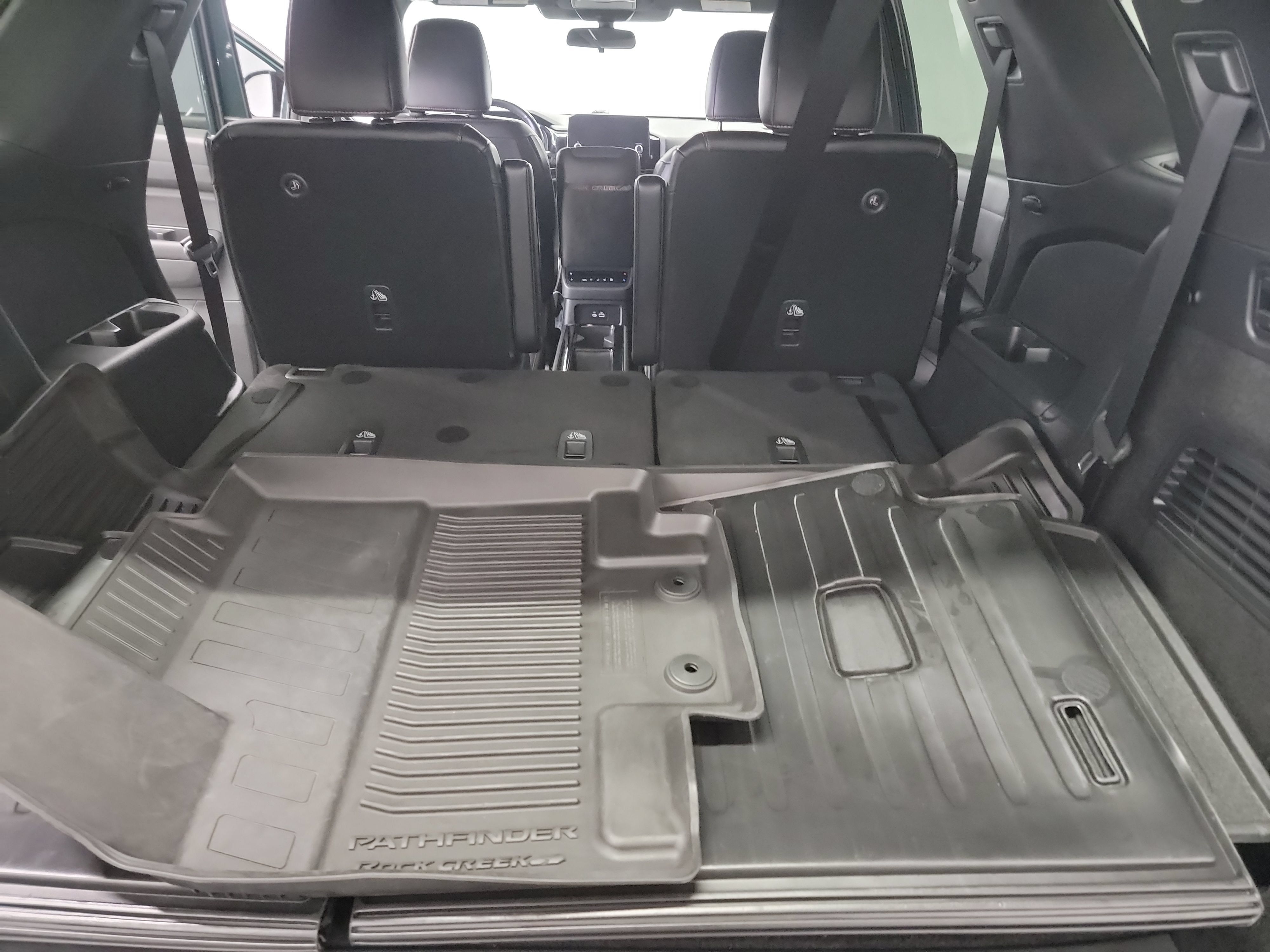 Used 2023 Nissan Pathfinder Rock Creek AWD/4WD image 25