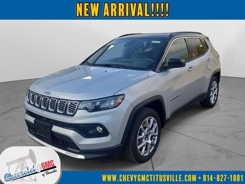 Used 2025 Jeep Compass Limited image 6