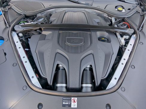 New 2026 Porsche Panamera image 27