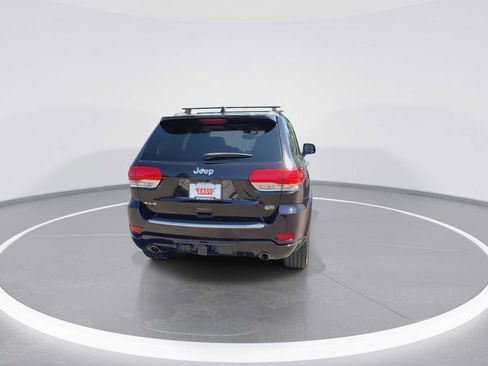 Used 2018 Jeep Grand Cherokee Overland AWD/4WD image 7