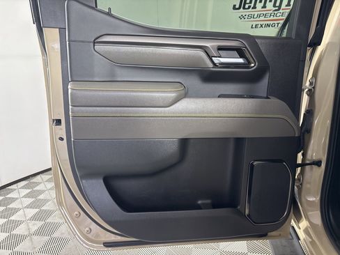 Used 2022 Chevrolet Silverado 1500 ZR2 image 22