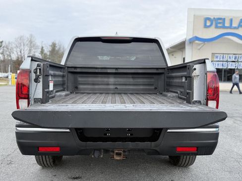 Used 2017 Honda Ridgeline RTS image 10