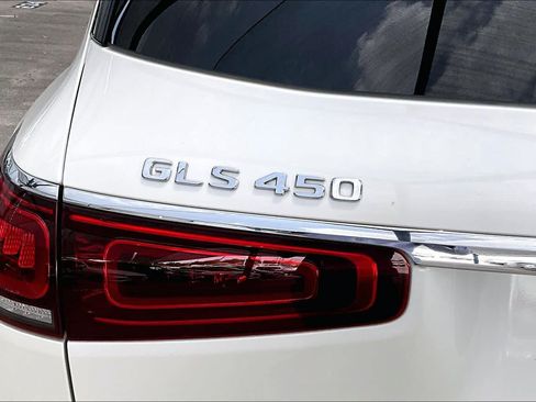 Certified 2022 Mercedes-Benz GLS 450 4MATIC image 10
