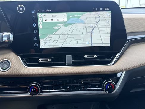 New 2027 Chevrolet Equinox ACTIV FWD image 17