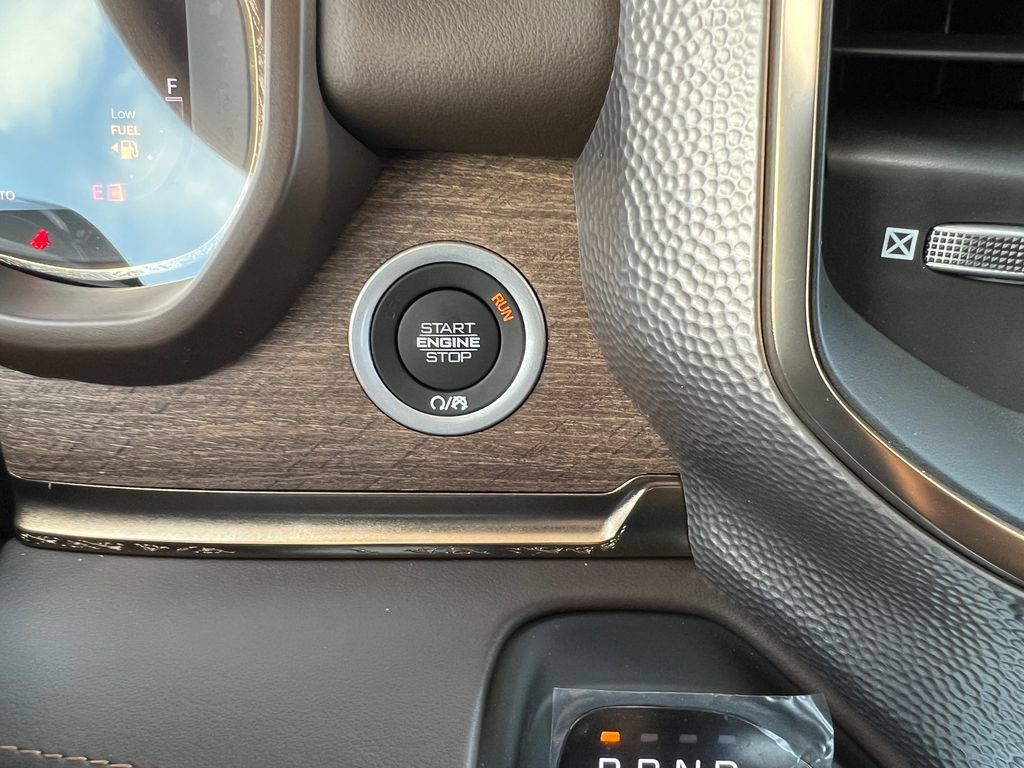 New 2026 RAM 1500 Limited AWD/4WD image 31