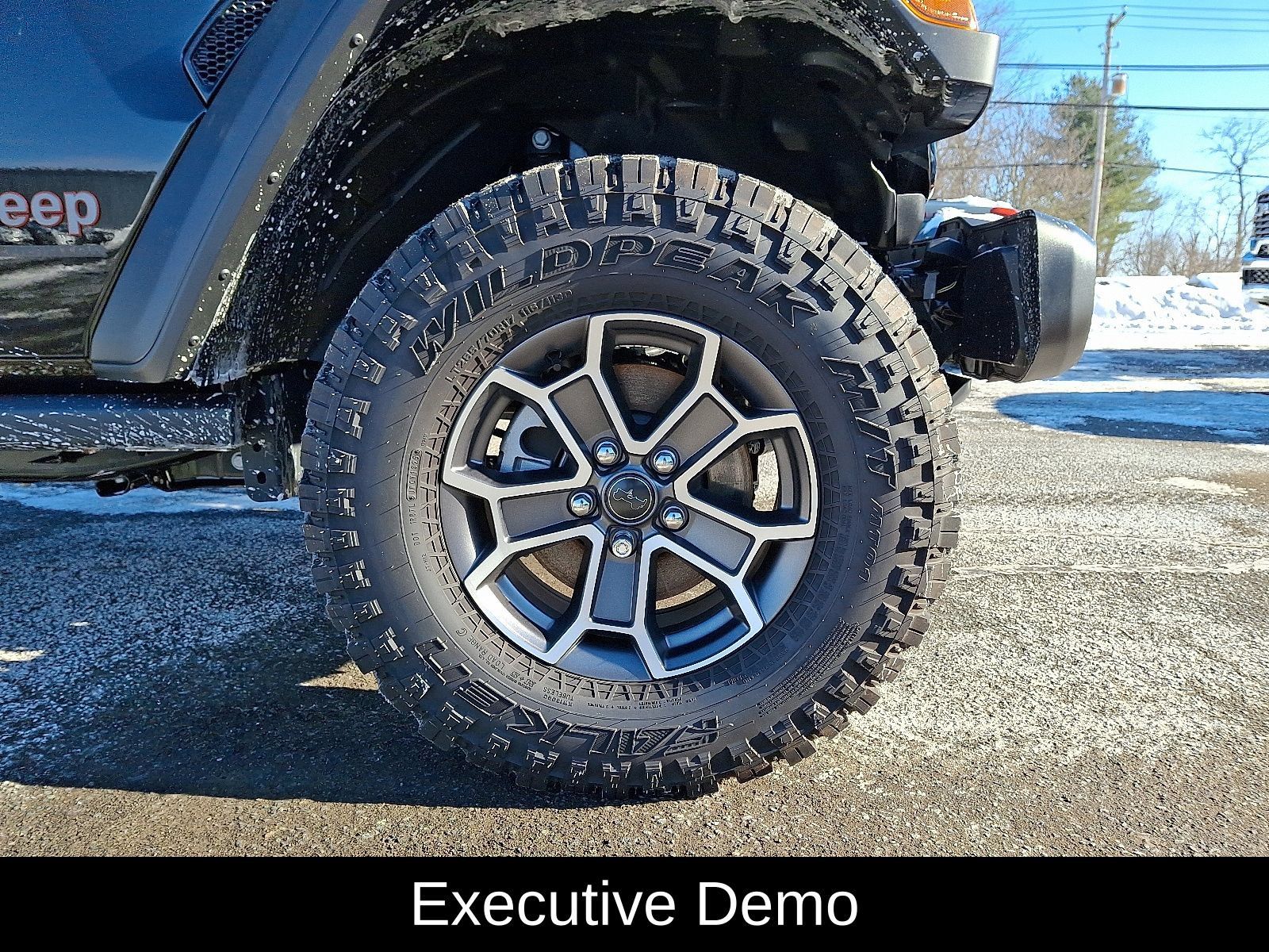 New 2025 Jeep Gladiator Mojave w/ Safety Group AWD/4WD image 9