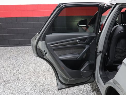 Used 2020 Audi SQ5 Premium Plus image 22