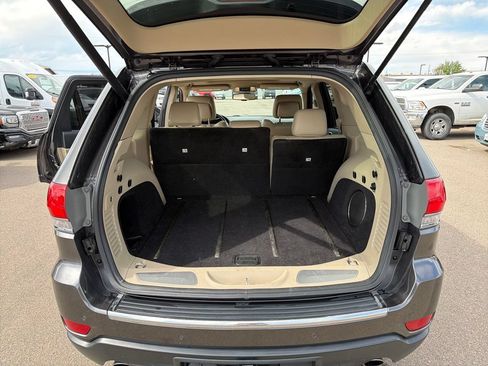 Used 2014 Jeep Grand Cherokee Limited w/ Trailer Tow Group IV AWD/4WD image 23