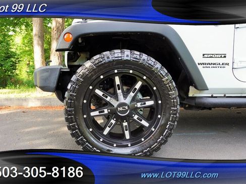 Used 2015 Jeep Wrangler Unlimited Sport w/ Quick Order Package 24S AWD/4WD image 20