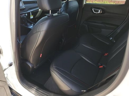 New 2026 Jeep Compass Trailhawk image 13