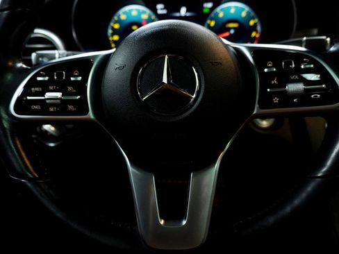 Used 2022 Mercedes-Benz GLC 300 4MATIC image 20