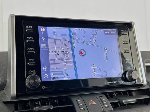 Used 2019 Toyota RAV4 Limited image 22