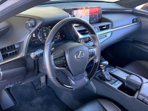 Used 2019 Lexus ES 350 w/ Premium Package FWD image 17