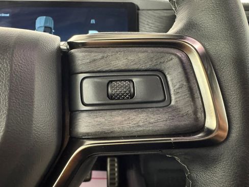 Used 2023 Rivian R1S Adventure image 16