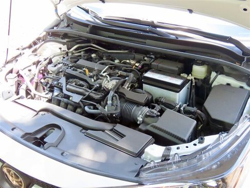 Used 2025 Toyota Corolla LE FWD image 17