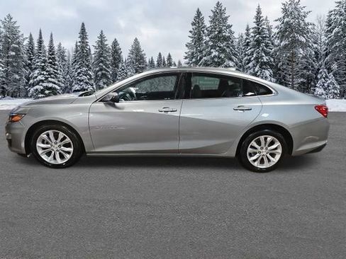 Used 2023 Chevrolet Malibu LT image 2