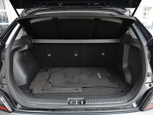 Used 2023 Hyundai Kona Limited image 30