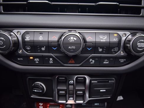 New 2026 Jeep Wrangler Unlimited Rubicon 392 image 28