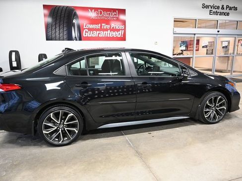 Used 2022 Toyota Corolla SE image 5