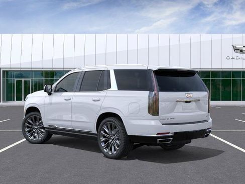 New 2026 Cadillac Escalade Luxury w/ LPO, Radiant Package AWD/4WD image 3