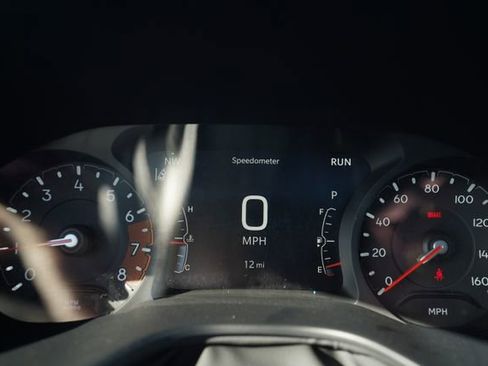 New 2026 Jeep Compass Latitude w/ Sun and Sound Group image 31