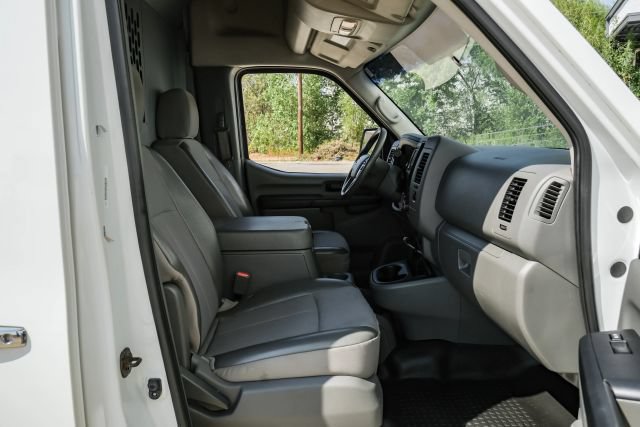 Used 2017 Nissan NV 3500 SL w/ Technology Package RWD image 30