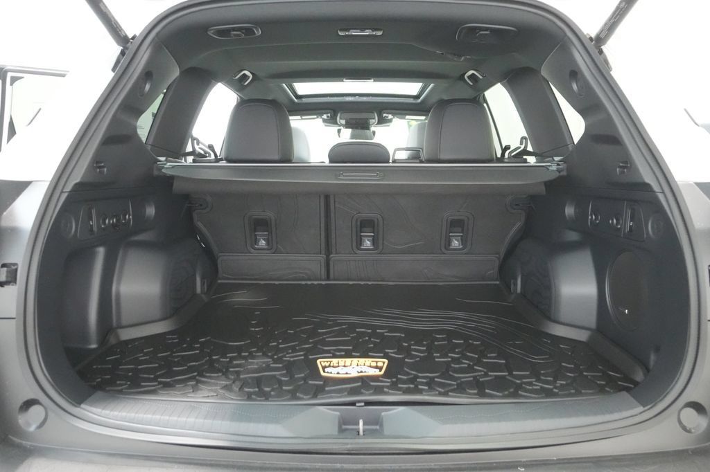 Used 2026 Subaru Forester Wilderness w/ Wilderness Plus Package AWD/4WD image 29