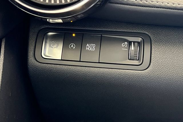 Used 2025 Chevrolet Equinox LT w/ Convenience Package II FWD image 34