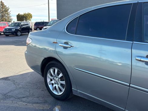 Used 2004 Lexus ES 330 image 3