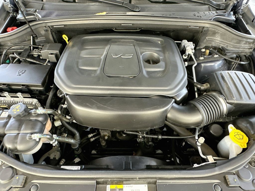 Used 2021 Jeep Grand Cherokee Overland AWD/4WD image 32