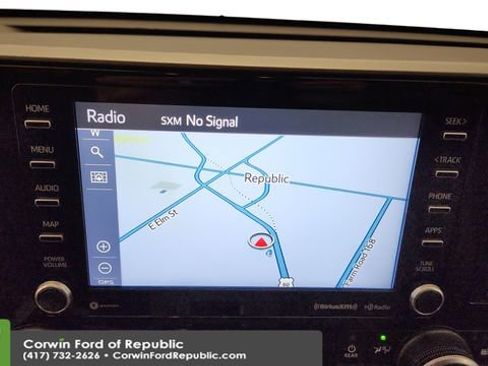 Used 2022 Toyota Highlander XLE image 17