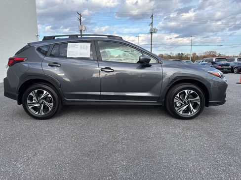 Used 2025 Subaru Crosstrek 2.5i Premium w/ Convenience Package #2 image 8