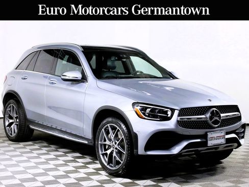 Used 2022 Mercedes-Benz GLC 300 4MATIC image 1