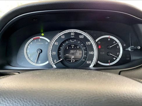 Used 2016 Honda Accord LX image 12