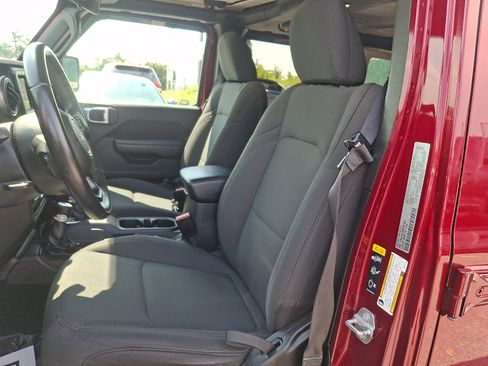 Used 2021 Jeep Wrangler Unlimited Sport AWD/4WD image 13