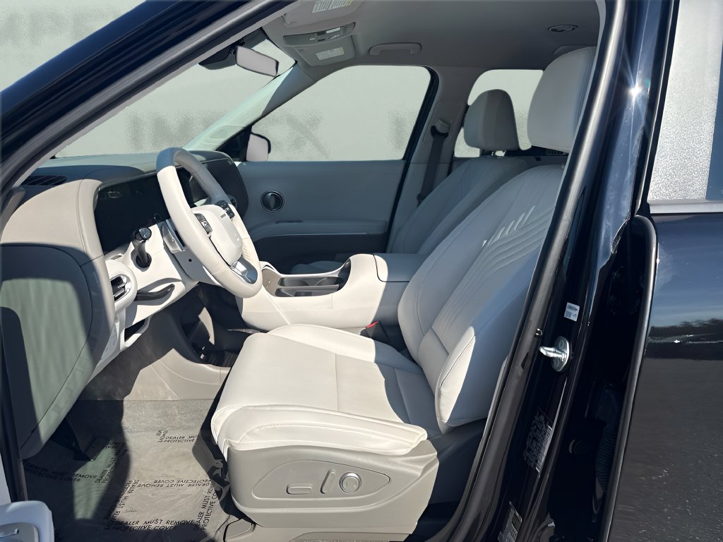 Used 2026 Hyundai Palisade SEL FWD image 12