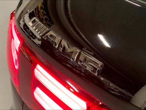 Used 2025 Mercedes-Benz GLB 35 AMG 4MATIC image 9