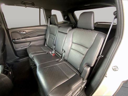 Used 2019 Honda Passport Touring image 21