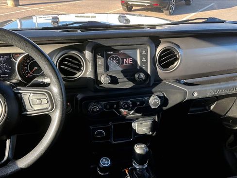 Used 2021 Jeep Wrangler Unlimited Sport image 18