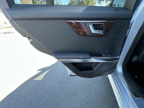 Used 2013 Mercedes-Benz GLK 350 GLK 350 Sport Utility 4D image 21