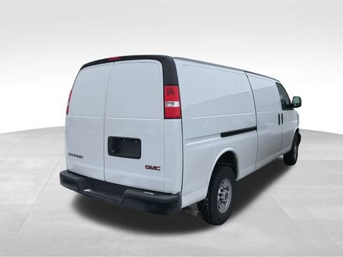 Used 2024 GMC Savana 2500 Extended w/ Driver Convenience Package image 3
