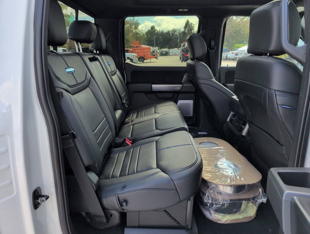 New 2026 Ford F350 Platinum w/ FX4 Off-Road Package AWD/4WD image 15